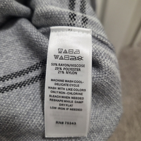 Max Studio Gray Knit Long Sleeve Turtleneck Sweater - Picture 5 of 5